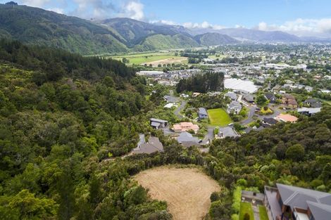 Photo of property in 42 Sylvan Way, Silverstream, Upper Hutt, 5019