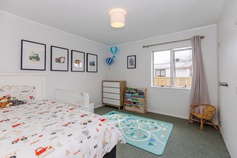 Photo of property in 11 Purcell Place, Melville, Hamilton, 3206