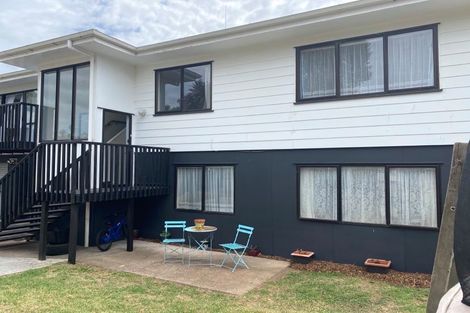 Photo of property in 72a Borich Road, Sunnyvale, Auckland, 0612