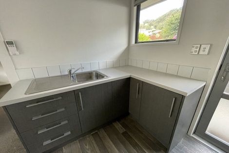 Photo of property in 4/3 Angle Street, Picton, 7220