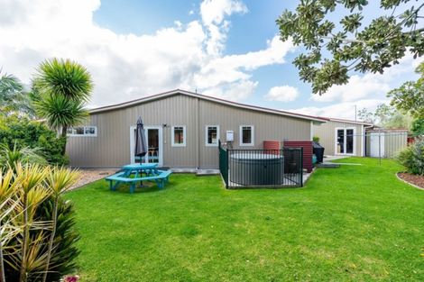 Photo of property in 10 Bootmaker Avenue, Waipu, 0510