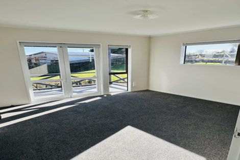 Photo of property in 11 Mcewan Place, Fitzroy, Hamilton, 3206