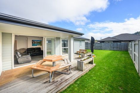 Photo of property in 6 Monarch Drive, Ashhurst, 4810