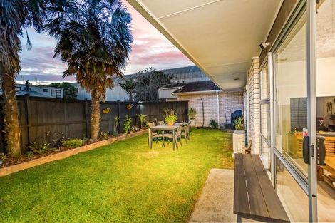 Photo of property in 3/29 Garelja Road, Henderson, Auckland, 0612