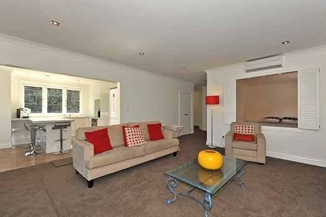 Photo of property in 2b Wilkinson Street, Oriental Bay, Wellington, 6011