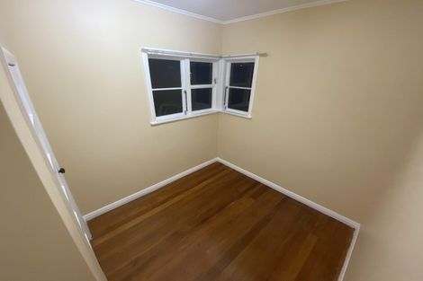 Photo of property in 38 Denbigh Avenue, Mount Roskill, Auckland, 1041