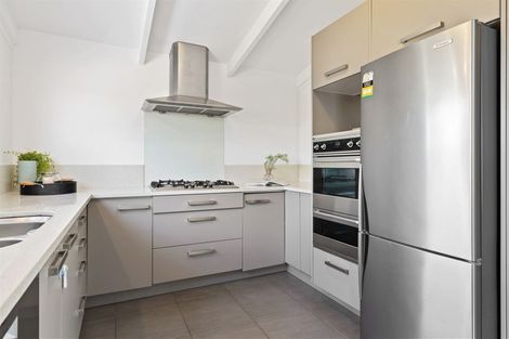 Photo of property in 2/10 Prospect Terrace, Milford, Auckland, 0620