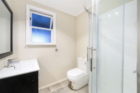 Photo of property in 32 Follett Street, Marton, 4710