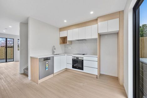 Photo of property in 7/163 Edmonton Road, Te Atatu South, Auckland, 0610