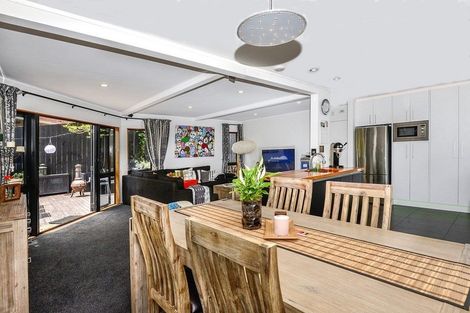 Photo of property in 2c Cradock Street, Avondale, Auckland, 1026