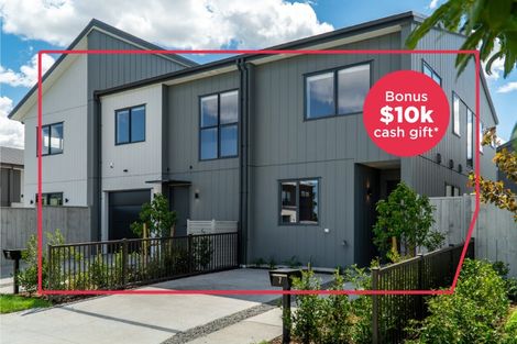 Photo of property in 8 Paraone Crescent, Takanini, 2112