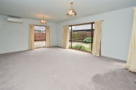 Photo of property in 2/23 Hamilton Avenue, Ilam, Christchurch, 8041