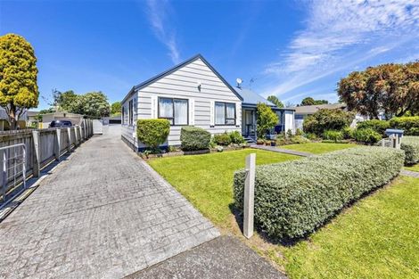 Photo of property in 25 Balloch Street, Randwick Park, Auckland, 2105