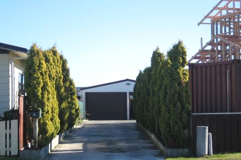 Photo of property in 2 Hewson Crescent, Otaki Beach, Otaki, 5512