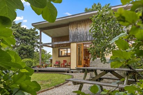 Photo of property in 968 Kaipara Flats Road, Kaipara Flats, Warkworth, 0984