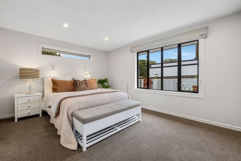 Photo of property in 1 Sunningvale Lane, Ilam, Christchurch, 8053