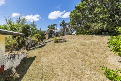 Photo of property in 25 Kahu Road, Paremata, Porirua, 5024