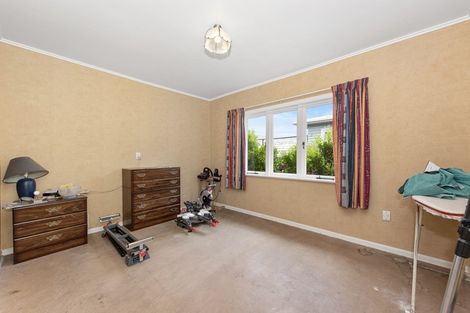 Photo of property in 50 Montgomery Crescent, Bader, Hamilton, 3206