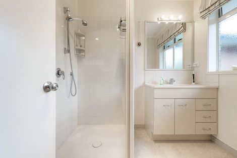 Photo of property in 29 Saint James Drive, Huntington, Hamilton, 3210