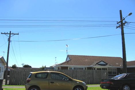 Photo of property in 2/1 Alma Road, Milford, Auckland, 0620
