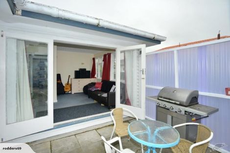 Photo of property in 71 Barton Street, Woolston, Christchurch, 8023