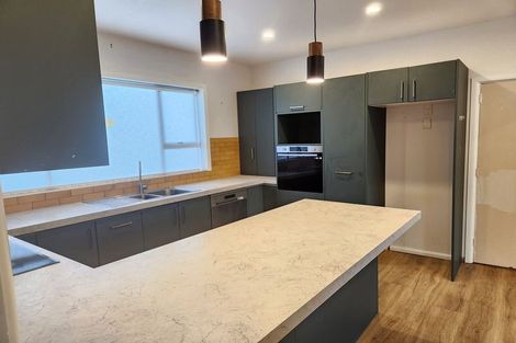 Photo of property in 121 North Avon Road, Richmond, Christchurch, 8013