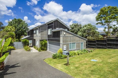 Photo of property in 8 Sealy Road, Torbay, Auckland, 0630