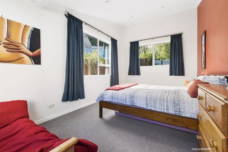 Photo of property in 5 Rydal Place, Southgate, Wellington, 6023