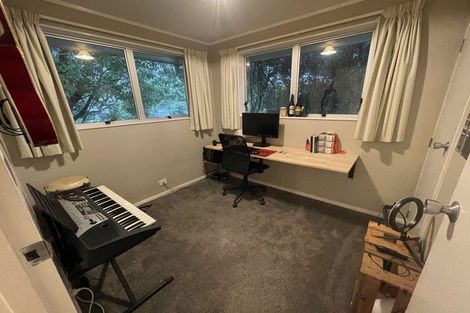 Photo of property in 1 Grant Place, Awapuni, Palmerston North, 4412