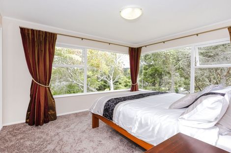 Photo of property in 44 Rimutaka Place, Titirangi, Auckland, 0604
