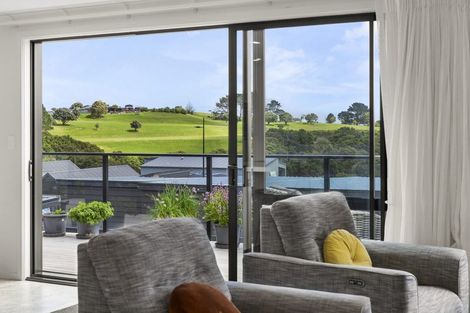 Photo of property in 5 Maataitai Road, Raglan, 3225