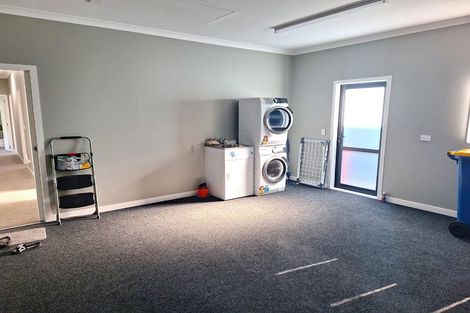 Photo of property in 10 Salisbury Crescent, Wallaceville, Upper Hutt, 5018