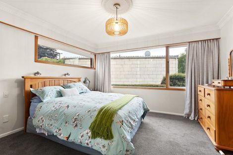 Photo of property in 15 Derwent Street, Helensburgh, Dunedin, 9010