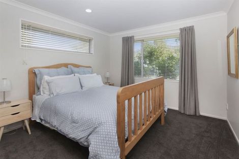 Photo of property in 32 Mokihi Gardens, Hillmorton, Christchurch, 8024