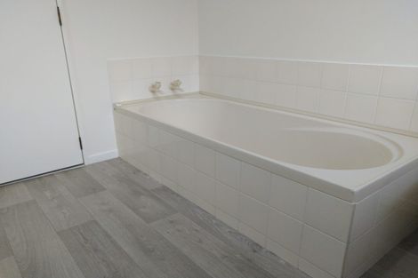 Photo of property in 104a Edgecumbe Road, Tauranga South, Tauranga, 3112