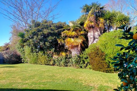 Photo of property in 2 Sovereign Isle Lane, Rototuna, Hamilton, 3210