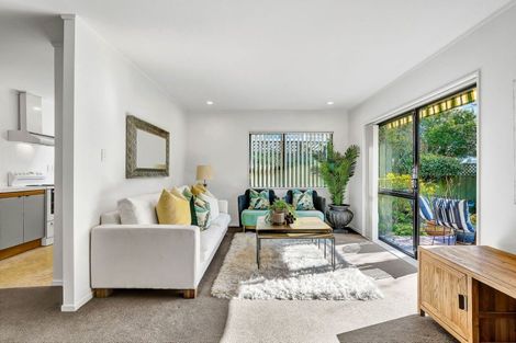 Photo of property in 1a Kowhatu Road, One Tree Hill, Auckland, 1061