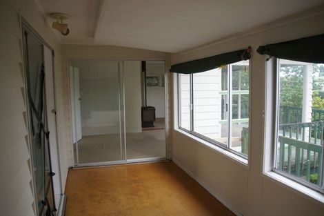 Photo of property in 1 Cashmere Place, Glenfield, Auckland, 0629