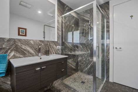 Photo of property in 30 Lakeside Terrace, Omokoroa, 3114