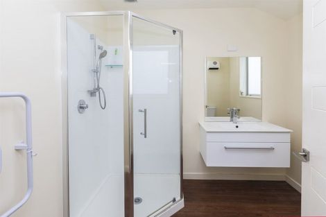 Photo of property in 42 Moncks Spur Road, Redcliffs, Christchurch, 8081