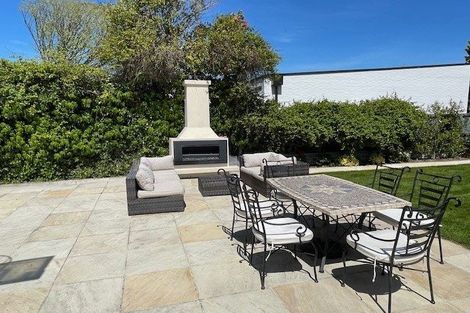 Photo of property in 55 Straven Road, Riccarton, Christchurch, 8011