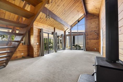 Photo of property in 14 Fairfax Terrace, Frankleigh Park, New Plymouth, 4310