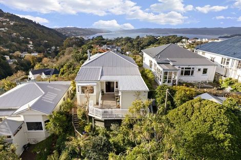 Photo of property in 9 Boundary Road, Kelburn, Wellington, 6012