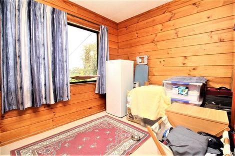 Photo of property in 1/37 South Lynn Road, Titirangi, Auckland, 0604