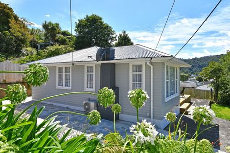 Photo of property in 16 Rintoul Grove, Stokes Valley, Lower Hutt, 5019