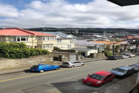 Photo of property in 76 Brougham Street, Mount Victoria, Wellington, 6011