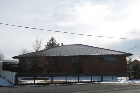 Photo of property in 4 Fraser Crescent, Twizel, 7901