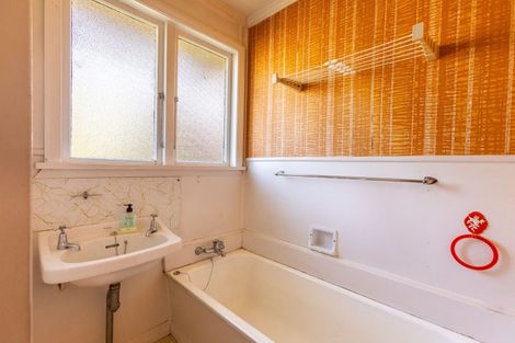 Photo of property in 75 Sedcole Street, Pahiatua, 4910