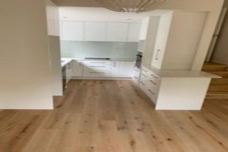 Photo of property in 1/10 Newstead Avenue, Browns Bay, Auckland, 0632