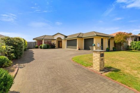 Photo of property in 37 Elmbridge Place, Owhata, Rotorua, 3010